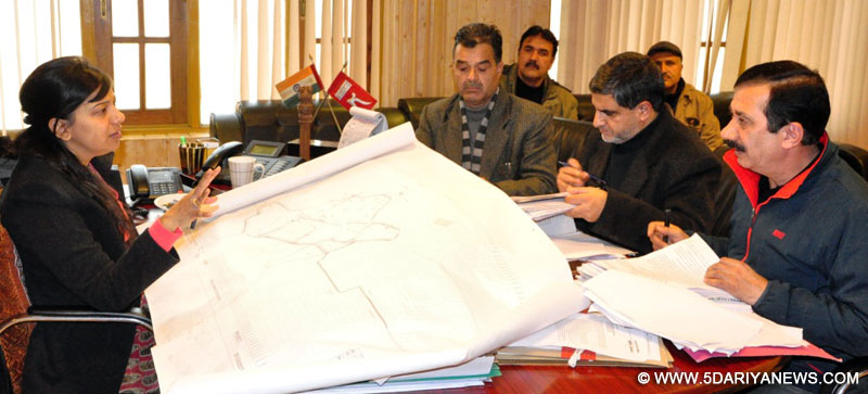 Decongestion Plan of Old Town Baramulla discussed