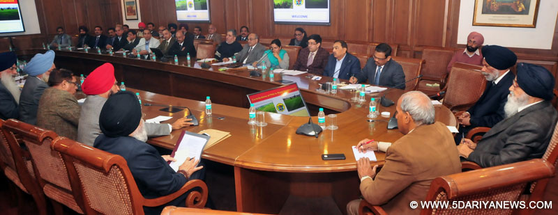 Punjab Chief Minister Mr. Parkash Singh Badal presiding over a high level meeting of the Vice Chancellors of the state universities at Punjab Bhawan, Chandigarh on Tuesday  