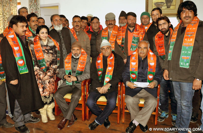 BJP facilitates newly elected district, constituency presidents