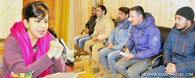 Ensure Home Delivery of LPG : DC Baramulla