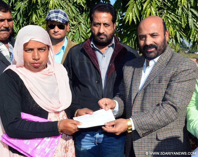 Bali distributes cheques under Swachh Bharat Mission