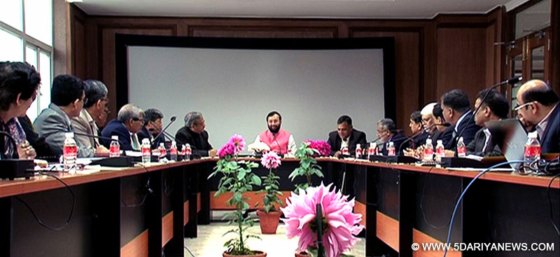 Prakash Javadekar holding the Brainstorming Meetings to Formulate Action Plan for 2016, in New Delhi on January 01, 2016. The Secretary, Ministry of Environment, Forest and Climate Change, Shri Ashok Lavasa is also seen.