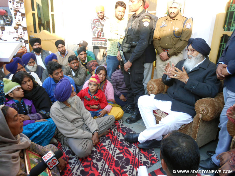 Parkash Singh Badal Urges GOI To Effectively Seal Borders To Check Terrorism