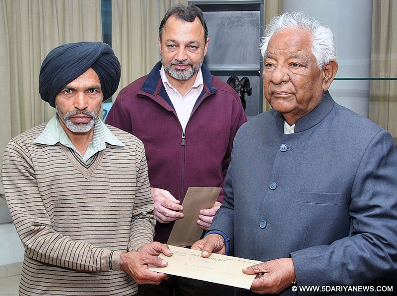 Chunni Lal Bhagat Hands Over Appointment Letters To The Beldars