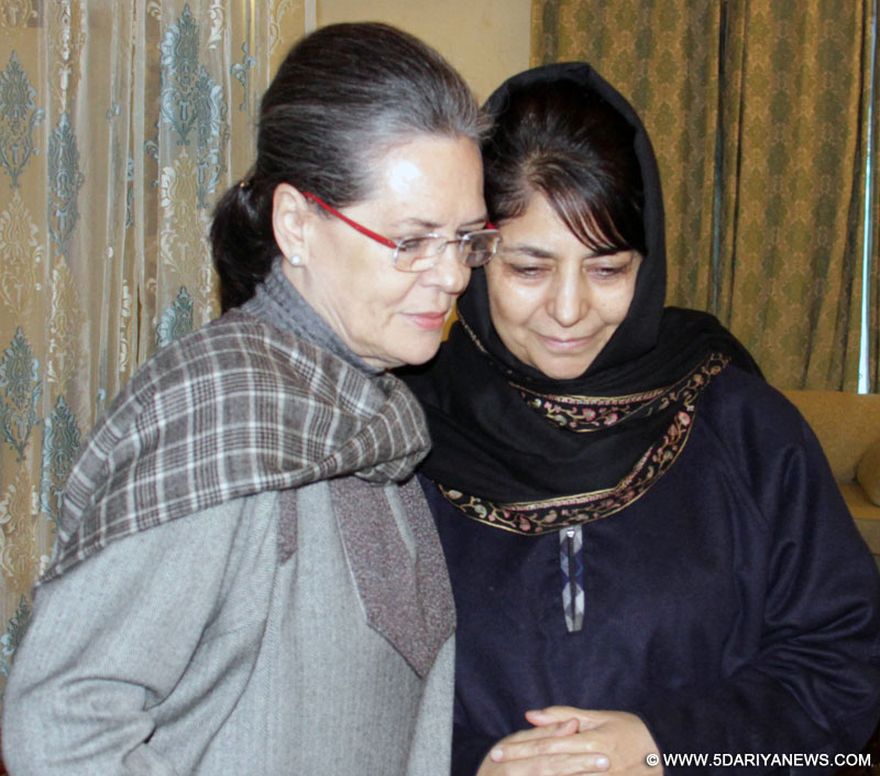 Sonia Gandhi, Mehbooba Mufti