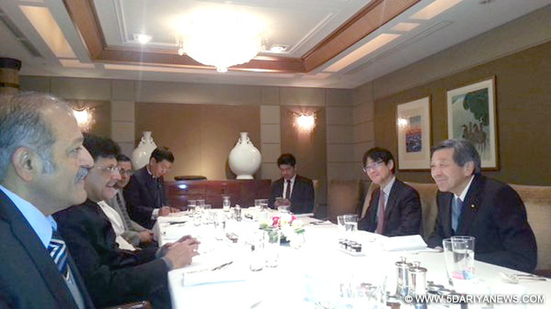 Piyush Goyal with the Minister of Economy, Trade and Industry (METI), Japan, Mr. Motoo Hayashi during a breakfast meeting, in Tokyo, Japan 