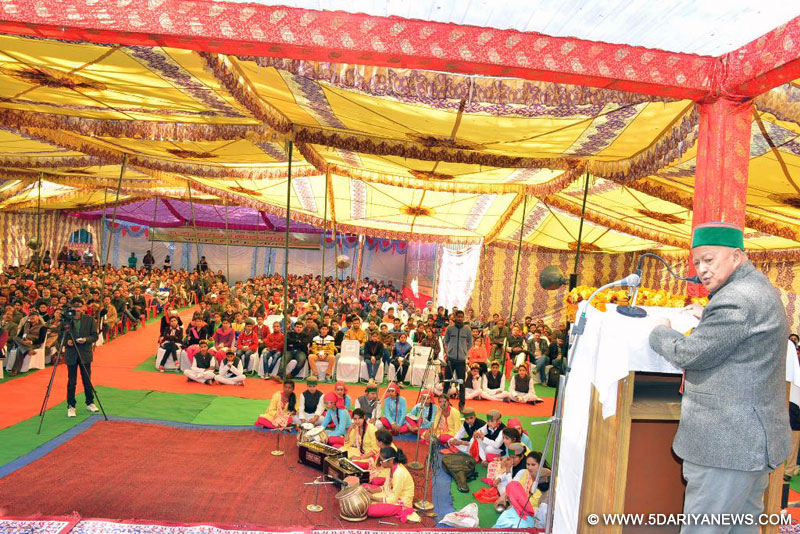 Chief Minister Shri Virbhadra Singh addressing a gathering during prize distribution function organised by  HP Board of School Education at Dharamsala  in Kangra district on 31.1.2016