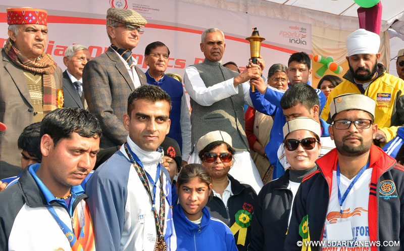 Governor Acharya Devvrat  Inuagurating National Special Games at Bliaspur on 3.2.2016.