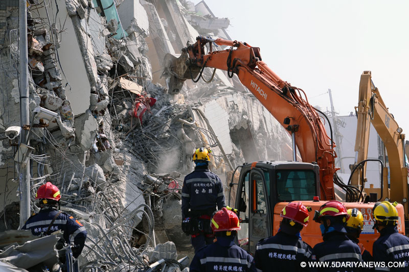 Taiwan quake: Toll rises to 35