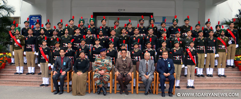 CGC Jhanjeri Students Given Tips for SSB Interviews