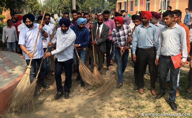 SOI starts cleanliness drive in govt collage following students complaints