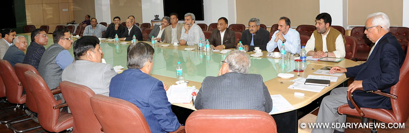 Federation of Industries Kashmir and Jammu meets Governor