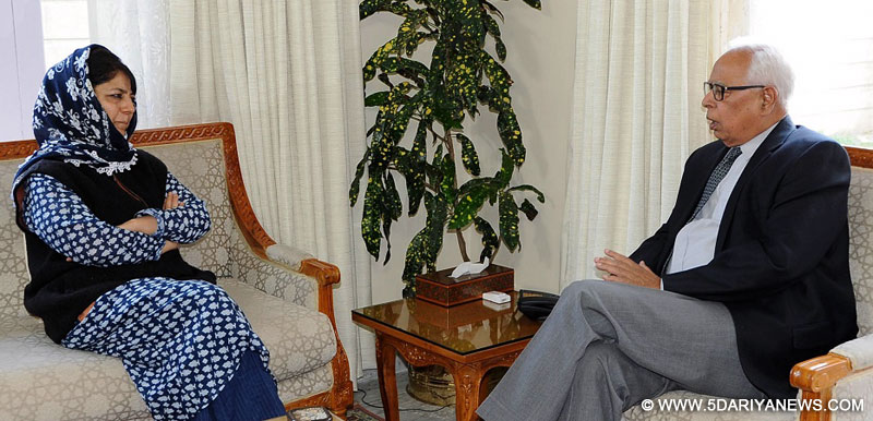 Mehbooba Mufti meets Governor
