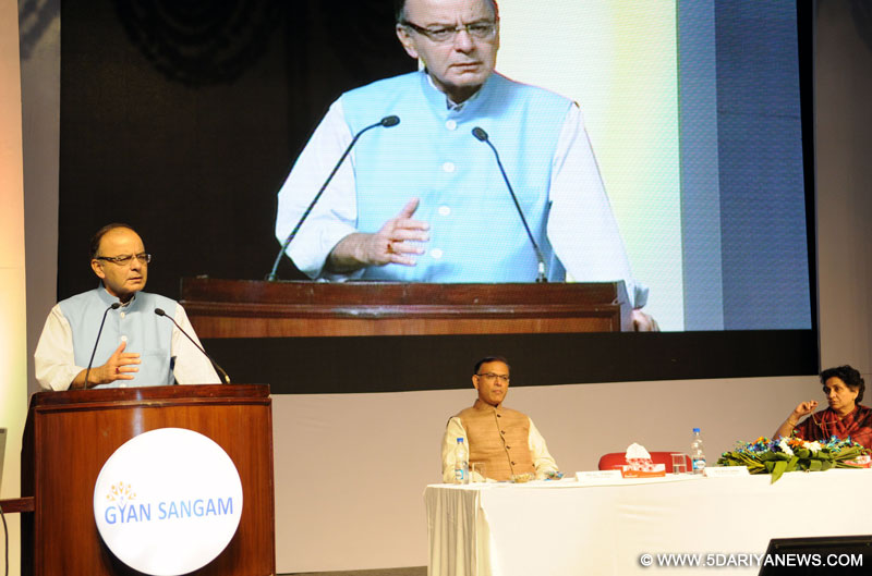 The Union Minister for Finance, Corporate Affairs and Information & Broadcasting, Shri Arun Jaitley addressing at the conclusion of Gyan Sangam, in Gurgaon, Haryana on March 05, 2016. The Minister of State for Finance, Shri Jayant Sinha and the Secretary, Department of Financial Services, Smt. Anjuly Chib Duggal are also seen.