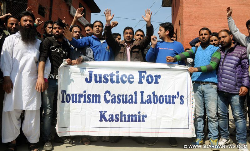 Casual labourers protest:Demanding earned wages