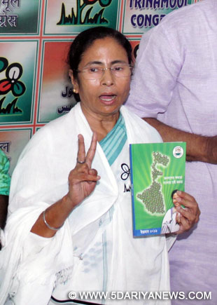 Mamata Banerjee takes dig at Congress-Left poll alliance talk