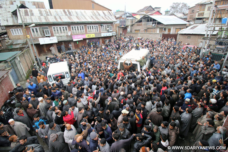 Kashmiri youth killed in Russia laid to rest in Srinagar