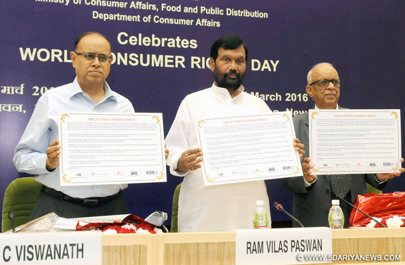 The Union Minister for Consumer Affairs, Food and Public Distribution, Shri Ram Vilas Paswan releasing the self regulatory code for Industry, at a function, in New Delhi on March 22, 2016.