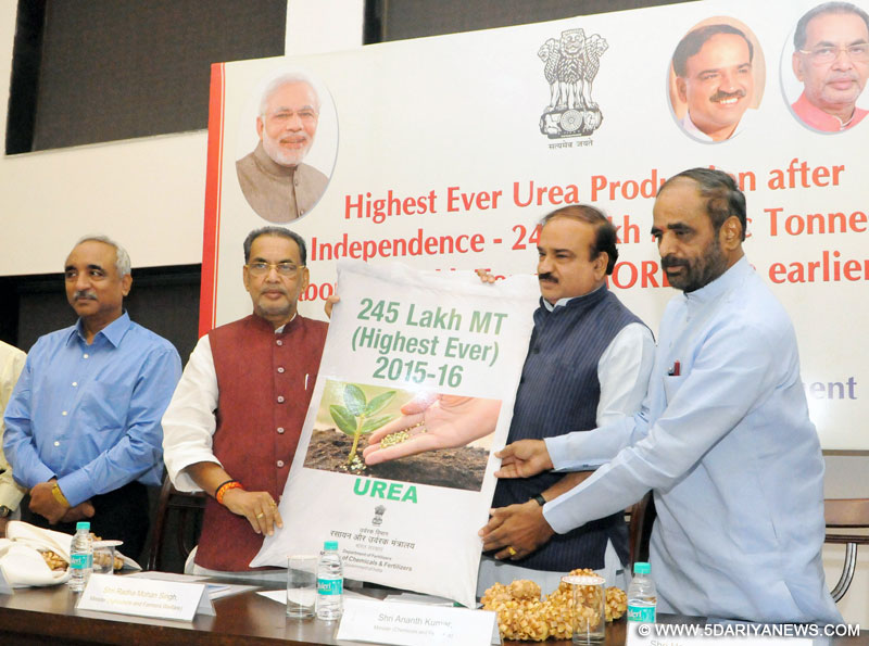 The Union Minister for Chemicals and Fertilizers, Shri Ananth Kumar releasing a poster at a press conference to inform that there has been highest ever production of urea in the country since independence, in New Delhi on March 31, 2016. The Union Minister for Agriculture and Farmers Welfare, Shri Radha Mohan Singh and the Minister of State for Chemicals & Fertilizers, Shri Hansraj Gangaram Ahir are also seen.