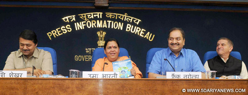 The Union Minister for Water Resources, River Development and Ganga Rejuvenation, Sushri Uma Bharti addressing the curtain raiser press conference on India Water Week 2016, in New Delhi on April 02, 2016.