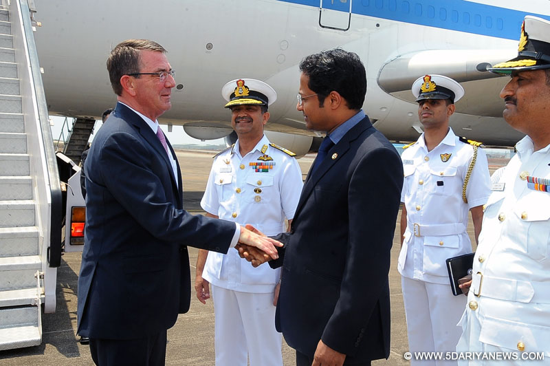 US Defence Secretary Ashton Carter being welcomed at Dabolim airport in Goa on April 10, 2016.