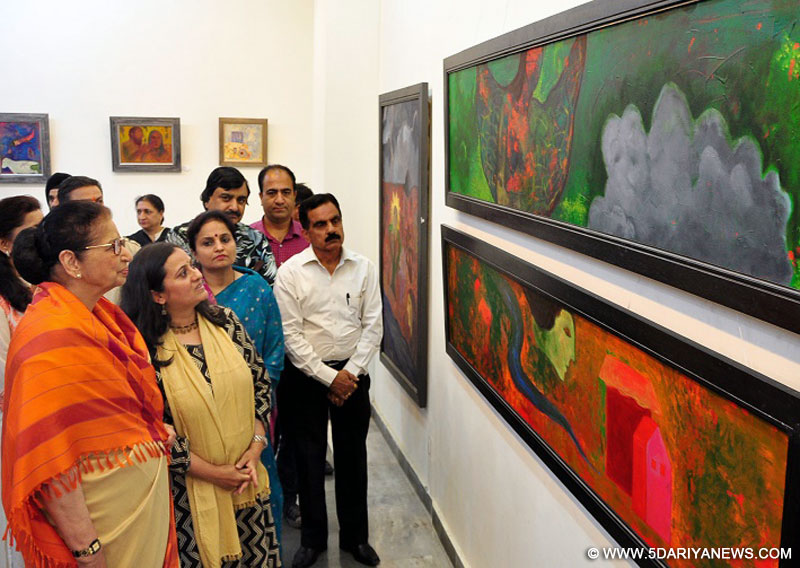 First Lady inaugurates “Lived Spaces” painting exhibition at Kala Kendra