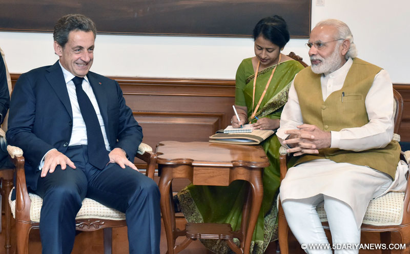 The former President of France, Mr. Nicolas Sarkozy calls on the Prime Minister, Shri Narendra Modi, in New Delhi on April 13, 2016. 