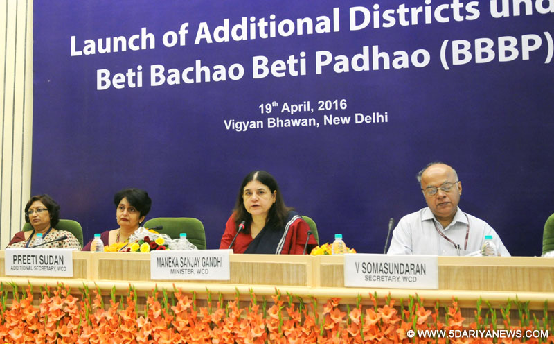 The Union Minister for Women and Child Development, Smt. Maneka Sanjay Gandhi addressing at the launch of the Beti Bachao, Beti Padhao Scheme in Additional 61 Districts, in New Delhi on April 19, 2016. The Secretary, WCD, Shri V. Somasundaran and other dignitaries are also seen.