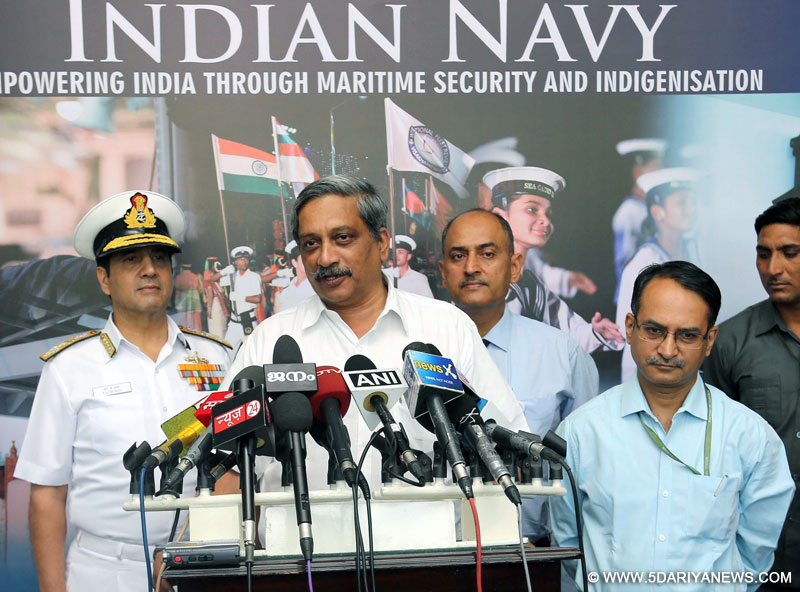 The Union Minister for Defence, Shri Manohar Parrikar addressing the Naval Commanders, during the Naval Commanders’ conference, in New Delhi on April 21, 2016.