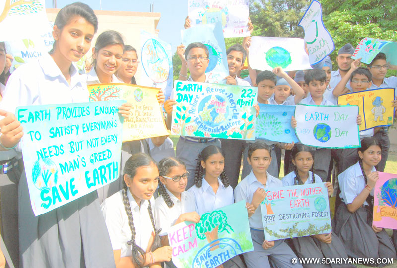 Ashmah International School celebrated world Earth Day