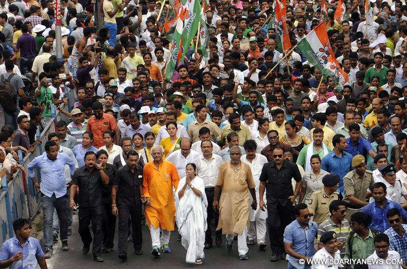 Kolkata: West Bengal Chief Minister and Trinamool Congress supremo Mamata Banerjee leads a party rally in Kolkata on April 28, 2016. 