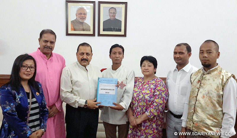 A delegation from Sikkim, led by the Social Activist, Shri Shyamal Pal calling on the Minister of State for Development of North Eastern Region (I/C), Prime Minister’s Office, Personnel, Public Grievances & Pensions, Department of Atomic Energy, Department of Space, Dr. Jitendra Singh, in New Delhi on May 09, 2016.