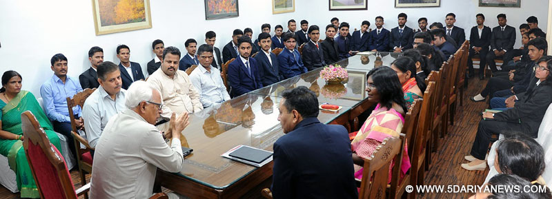 Governor meets students of Sardar Patel Police University, Jodhpur