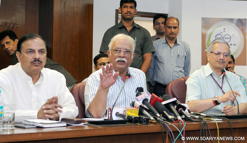 The Union Minister for Civil Aviation, Shri Ashok Gajapathi Raju Pusapati addressing a press conference on ‘Passenger Centric Initiatives’, in New Delhi on June 11, 2016. The Minister of State for Culture (Independent Charge), Tourism (Independent Charge) and Civil Aviation, Dr. Mahesh Sharma and the Secretary, Ministry of Civil Aviation, Shri R.N. Choubey are also seen.
