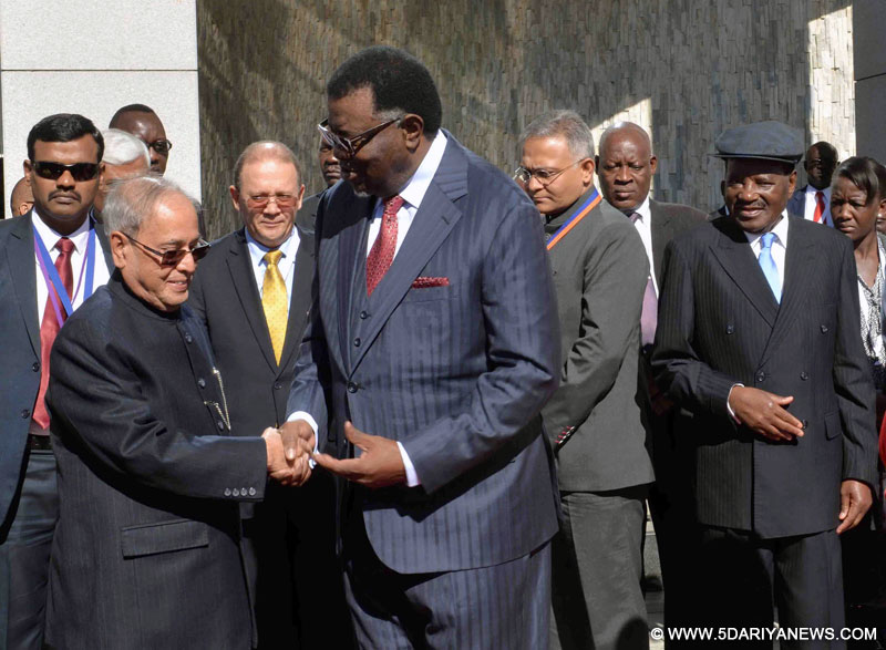 The President, Shri Pranab Mukherjee being received by the President of the Republic of Namibia, Mr. Hage Geingob, at State House, in Windhoek, Namibia on June 16, 2016.