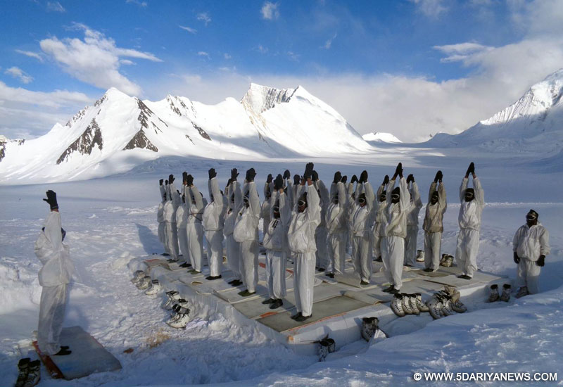 Yoga day celebrated at Siachen Glacier
