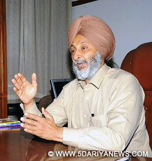 Food and Civil Supplies Minister Adesh Partap Singh Karion addressing a press conference at Chandigarh on 7-5-2012 