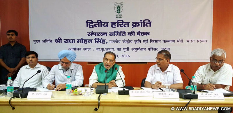 The Union Minister for Agriculture and Farmers Welfare, Shri Radha Mohan Singh addressing the Steering Committee meeting of the Second Green Revolution (SGR), at ICAR Research Complex for Eastern Region, Patna on June 27, 2016.
