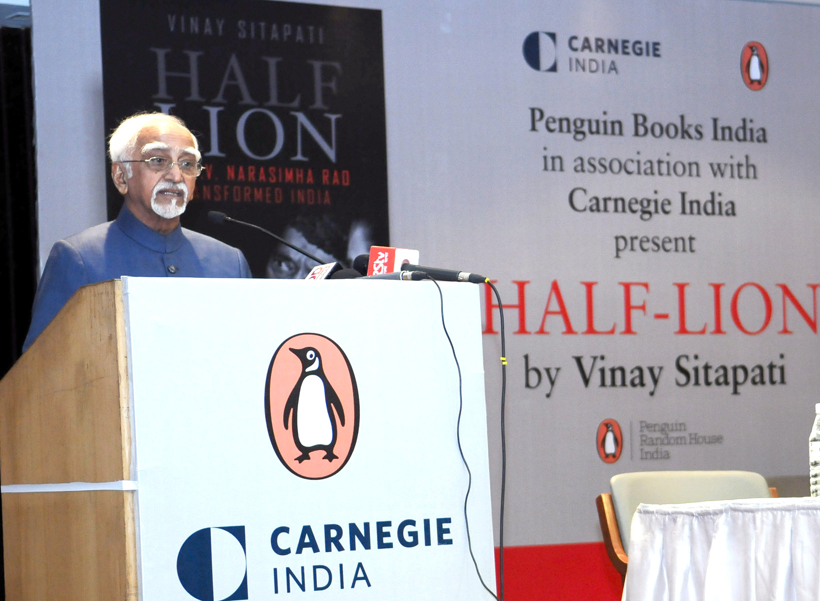 The Vice President, Shri M. Hamid Ansari addressing after releasing the book on P.V. Narasimha Rao titled ‘Half-Lion’, authored by Shri Vinay Sitapati, in New Delhi on June 27, 2016