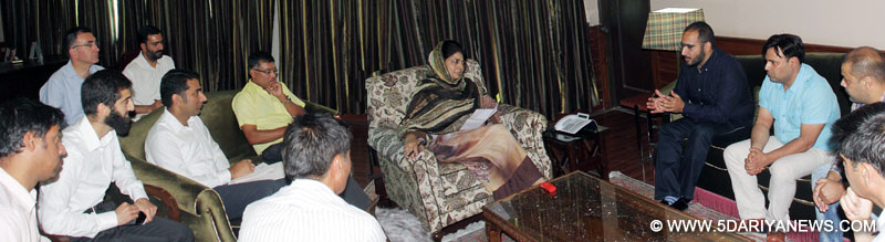 	Kashmir-based Cement Manufacturers call on Mehbooba Mufti