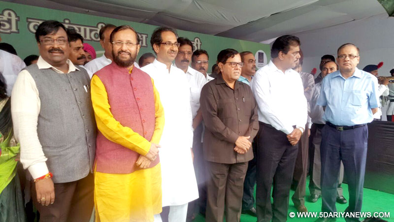 Maharashtra Governor C. V. Rao, CM Devendra Fadnavis, Union Environment Minister Prakash Javadekar, State Environment Minister Sudhir Mungantiwar, Shiv Sena President Uddhav Thackeray and others at the mega-afforestation drive to plant two crore sapling in the state today at Mahim Nature Park, marking the weeklong Vanamahotsav festival. School, college students, defence personnel and corporates also joined the event in different parts of Mumbai.