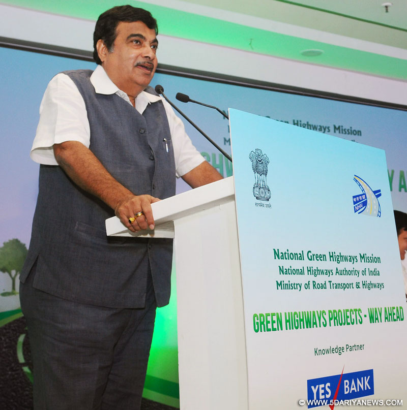 The Union Minister for Road Transport & Highways and Shipping, Shri Nitin Gadkari addressing on the National Green Highways Mission, at a function, in New Delhi on July 01, 2016. 