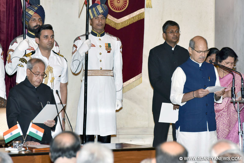The President, Shri Pranab Mukherjee administering the oath as Minister of State to Shri Anil Madhav Dave, at a Swearing-in Ceremony, at Rashtrapati Bhavan, in New Delhi on July 05, 2016.