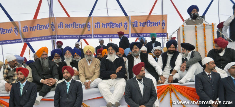 ਪਰਕਾਸ਼ ਸਿੰਘ ਬਾਦਲ ਵੱਲੋਂ ਅਗਾਮੀ ਲੋਕ ਸਭਾ ਚੋਣਾਂ ਵਿੱਚ ਕਾਂਗਰਸ ਦਾ ਸਫਾਇਆ ਕਰਕੇ ਐਨ.ਡੀ.ਏ. ਦੀ ਸਰਕਾਰ ਬਣਾਉਣ ਦਾ ਸੱਦਾ