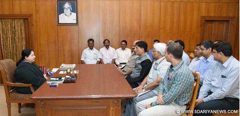 The Minister of State for Power, Coal, New and Renewable Energy and Mines (Independent Charge), Shri Piyush Goyal meeting the Chief Minister of Tamil Nadu, Ms. J. Jayalalithaa, at the State Secretariat, in Chennai on July 15, 2016.