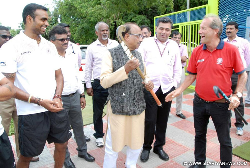 The Minister of State for Youth Affairs and Sports (I/C), Water Resources, River Development and Ganga Rejuvenation, Shri Vijay Goel visited the SAI NSSC Bangalore to review the progress of National Camps for preparing for the RIO Olympics 2016, Bangalore on July 16, 2016.