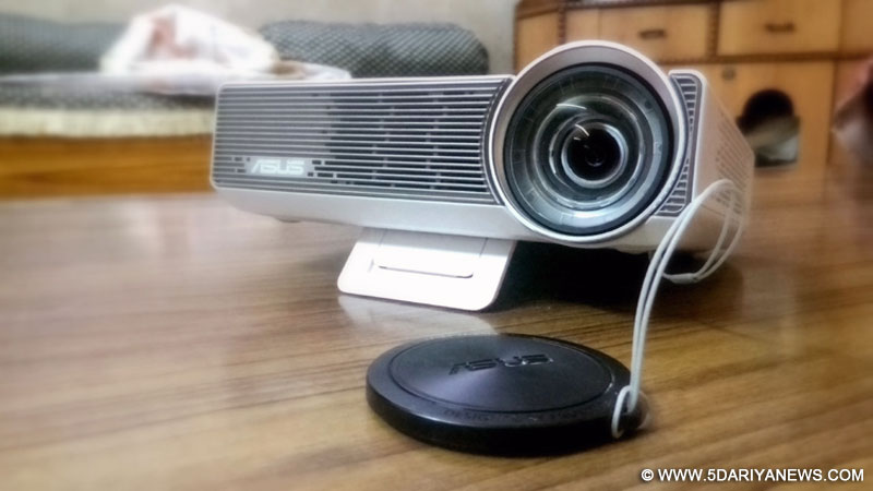 	ASUS P3B projector: Pocket-sized powerhouse for a perfect home thrill