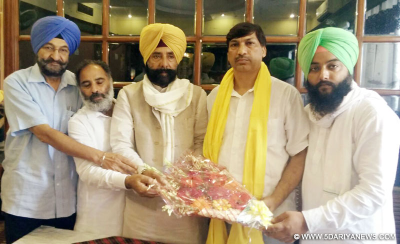 Set Back For Congress: Gogia Resigns From Congress And Join To Jagmeet Brar