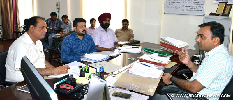 	DC Kathua reviews Independence Day arrangements