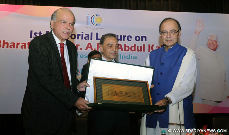 The Union Minister for Finance and Corporate Affairs, Shri Arun Jaitley being presented a memento at the 1st Dr. A.P.J. Abdul Kalam Memorial Lecture function, in New Delhi on July 30, 2016.